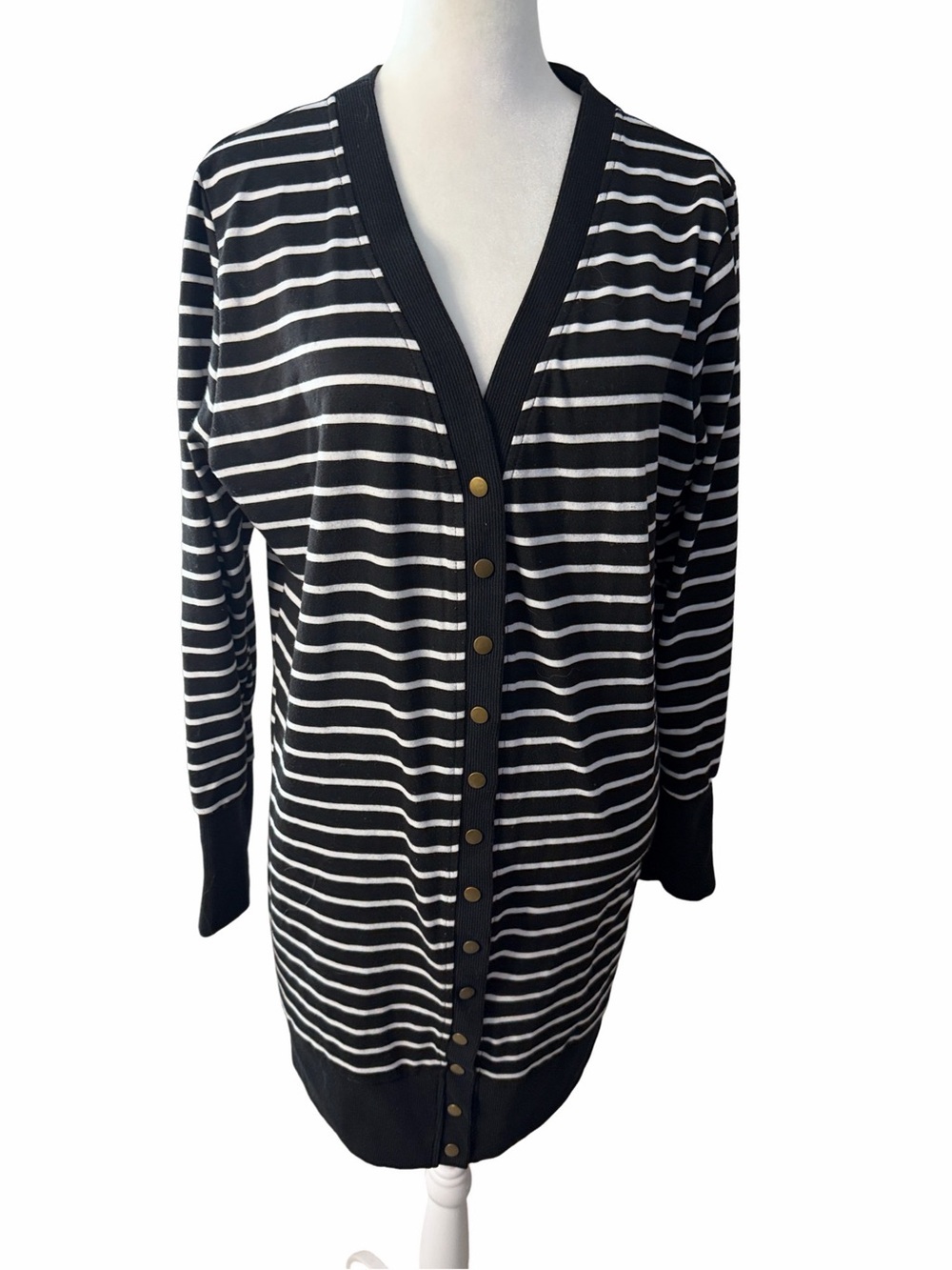 Black & White Striped V-Neck Button-Up Long Cardigan Sweater. Size XL.